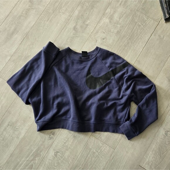 Nike Cropped Sweatshirt Purple Black Swoosh Logo Crewneck Sporty Large - Picture 2 of 7